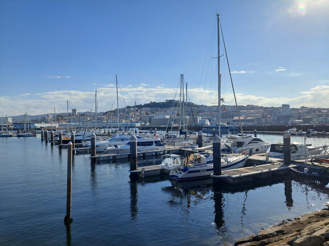 Unser Liegeplatz in der Marina Davila von Vigo.