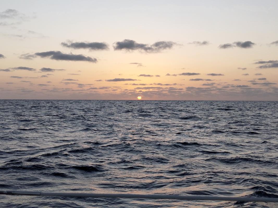 Sonnenaufgang am letzten Tag auf See