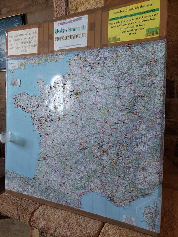 Eine Nadel der Besucher aus Grafenberg steckt nun am äußersten Rand der Karte.