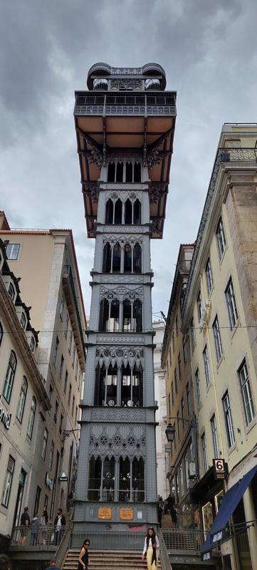 Der bekannte Fahrstuhl - Elevador de Santa Justa