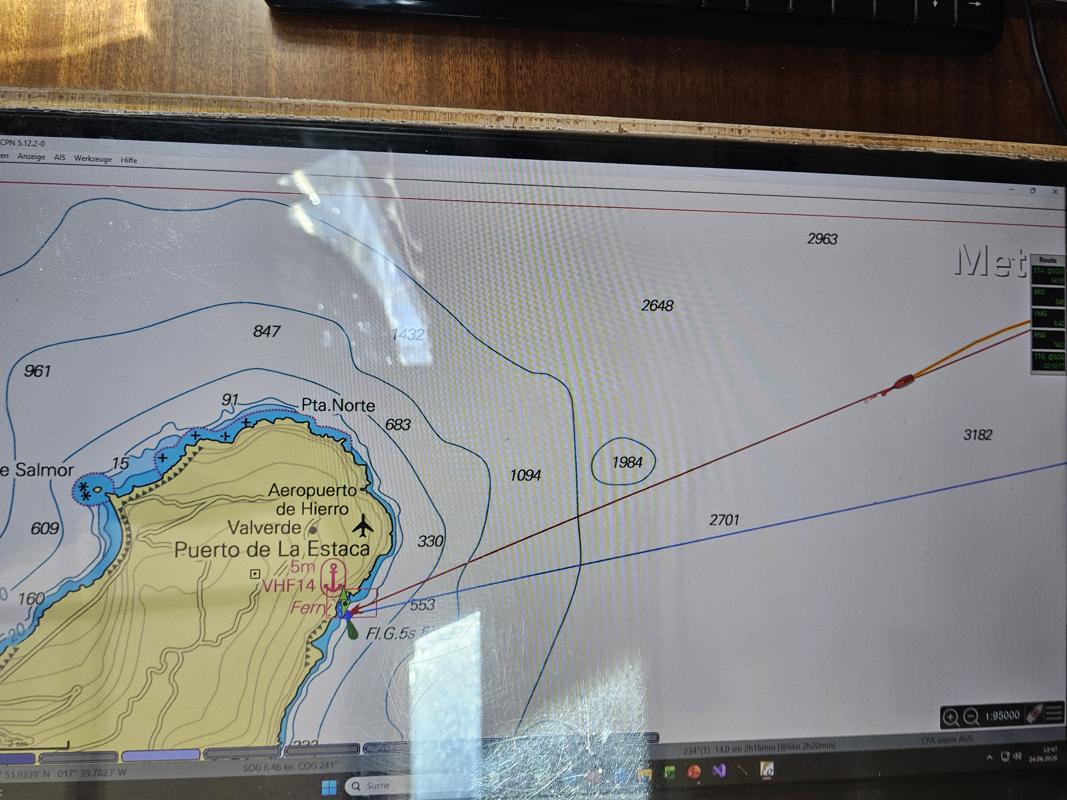 Die Anfahrt zum Puerto de la Estaca ist nicht schwer zu finden, einfach hinfahren. Die sorgfältig planende Navigatorin hat sogar die Abfahrt eingetragen. 